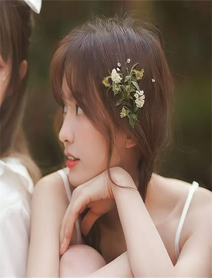 成年妇女免费播放_大宅院的女人演员表_男人行不行看腿就知道