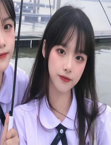 小柔跪趴撅着给人玩弄H视频_美女露出尿口让男人揉动态图网站_精品国产蜜桃在线等一页